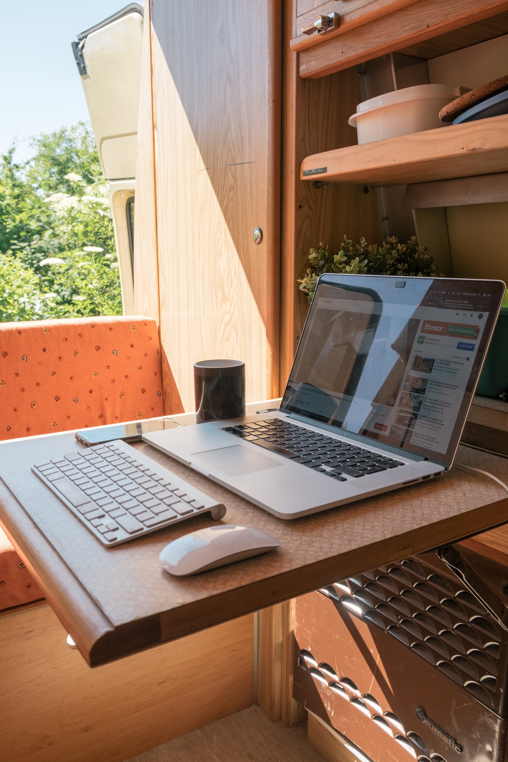 Comment le logiciel CRM facilite le travail d’équipe à distance ?